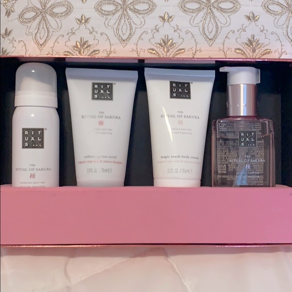 Rituals Gift Set - Picture 2 of 2
